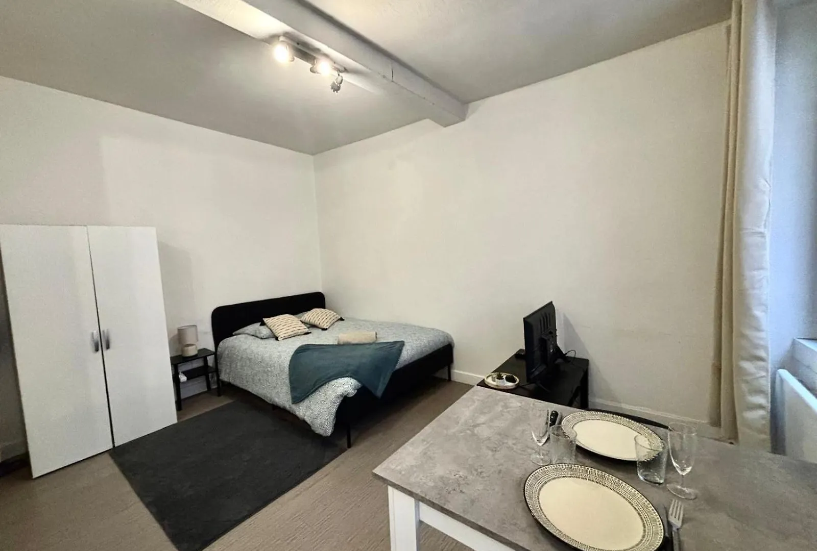 Studio Au Coeur De Clermont-Ferrand Proche De La Cathedrale Apartment